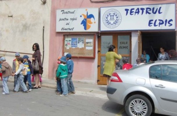 Trei poveşti cunoscute, puse în scenă la Teatrul 